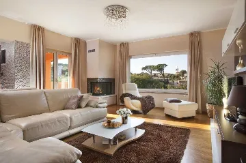 Villa with Private Pool in Karojba