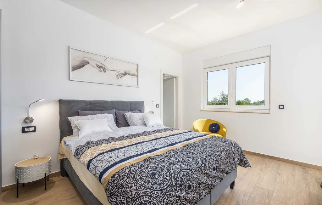 Pula Semi-Detached Villa with Private Pool