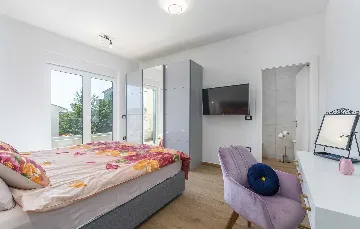 Pula Semi-Detached Villa with Private Pool