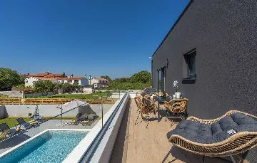 Pula Semi-Detached Villa with Private Pool