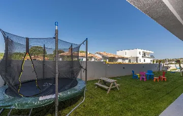 Pula Semi-Detached Villa with Private Pool