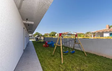 Pula Semi-Detached Villa with Private Pool