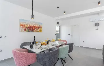 Pula Semi-Detached Villa with Private Pool