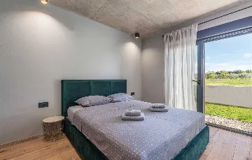 Modern Villa with Private Pool in Peroj