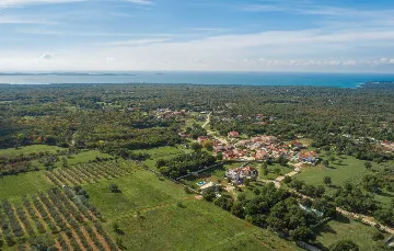 Modern Villa with Private Pool in Peroj