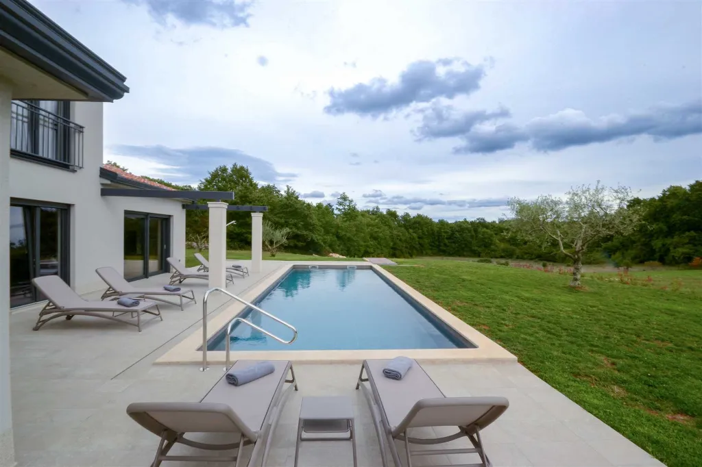 3-Bedroom Villa in Vranje Selo for 6 Guests