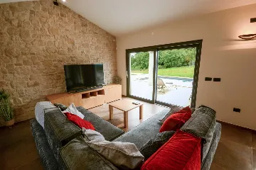 3-Bedroom Villa in Vranje Selo for 6 Guests