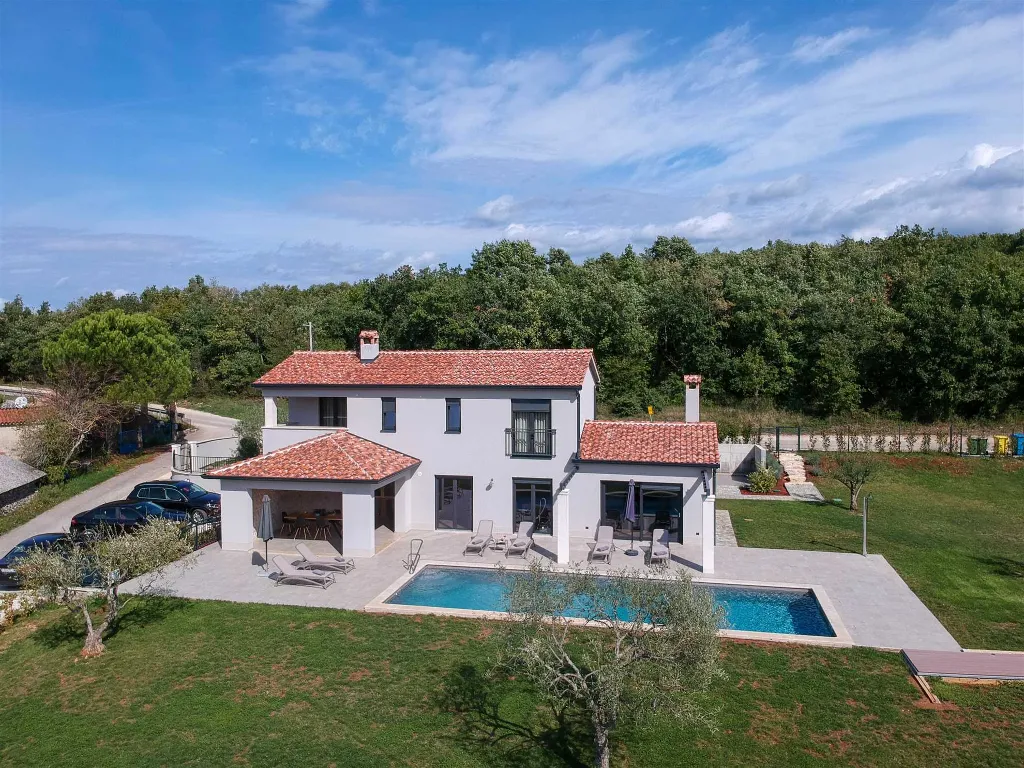3-Bedroom Villa in Vranje Selo for 6 Guests