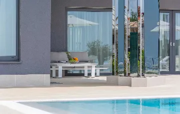 Kaštelir Villa for Up to 10 Guests