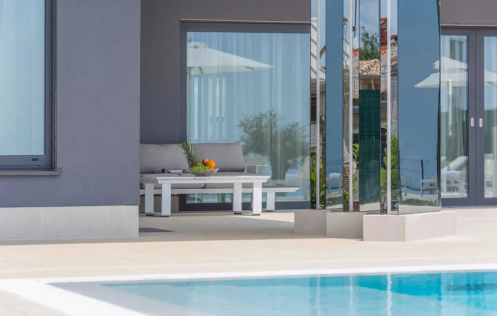 Kaštelir Villa for Up to 10 Guests