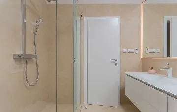 Kaštelir Villa for Up to 10 Guests