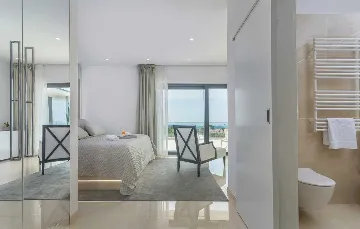 Kaštelir Villa for Up to 10 Guests