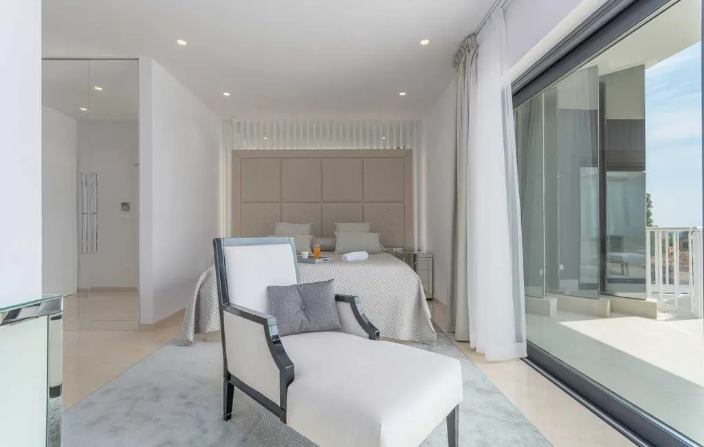 Kaštelir Villa for Up to 10 Guests