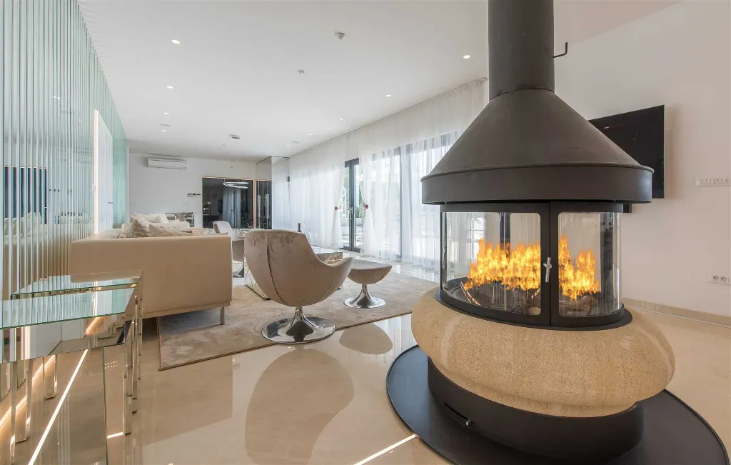 Kaštelir Villa for Up to 10 Guests