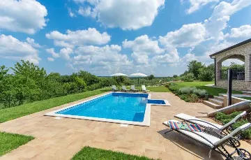 Baderna Villa with Private Pool for Up to 8