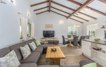 Baderna Villa with Private Pool for Up to 8