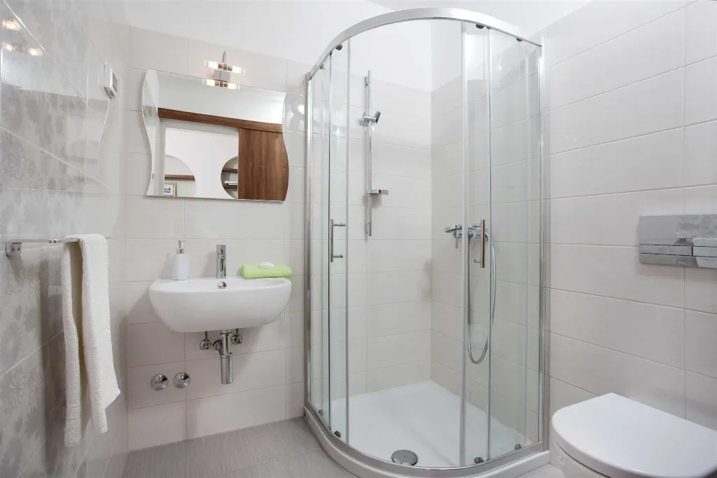 Villa with Private Pool and Sauna in Boljevići