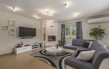 Žikovići Villa with Private Pool for Up to 12 Guests