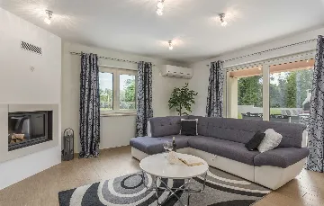 Žikovići Villa with Private Pool for Up to 12 Guests