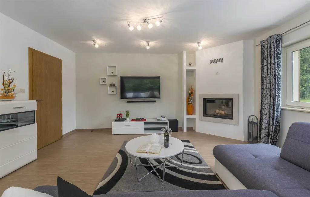 Žikovići Villa with Private Pool for Up to 12 Guests