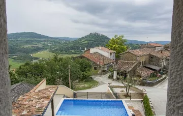 3-Bedroom Villa with Private Pool near Motovun