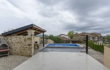 3-Bedroom Villa with Private Pool near Motovun
