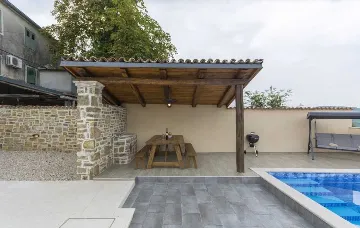 3-Bedroom Villa with Private Pool near Motovun