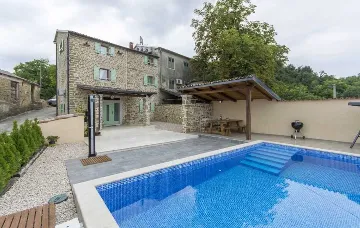 3-Bedroom Villa with Private Pool near Motovun