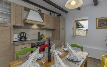 3-Bedroom Villa with Private Pool near Motovun