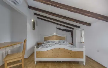 3-Bedroom Villa with Private Pool near Motovun