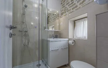 3-Bedroom Villa with Private Pool near Motovun