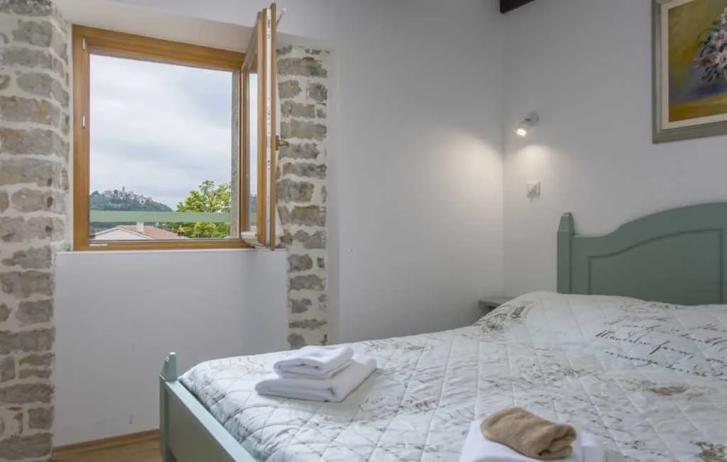 3-Bedroom Villa with Private Pool near Motovun