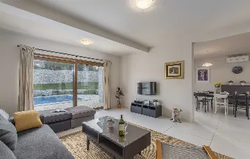 Modern 3-Bedroom Villa in Rojnići (Barban)