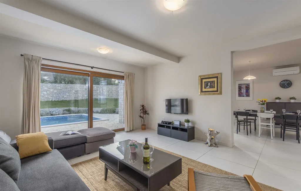 Modern 3-Bedroom Villa in Rojnići (Barban)
