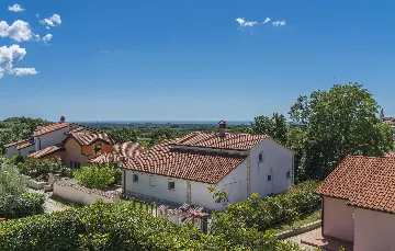 Modern Villa with Private Pool in Višnjan