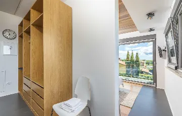 Modern Villa with Private Pool in Višnjan