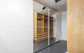 Modern Villa with Private Pool in Višnjan