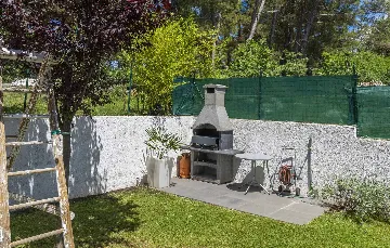 Modern Villa with Private Pool in Višnjan