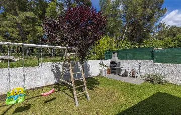 Modern Villa with Private Pool in Višnjan