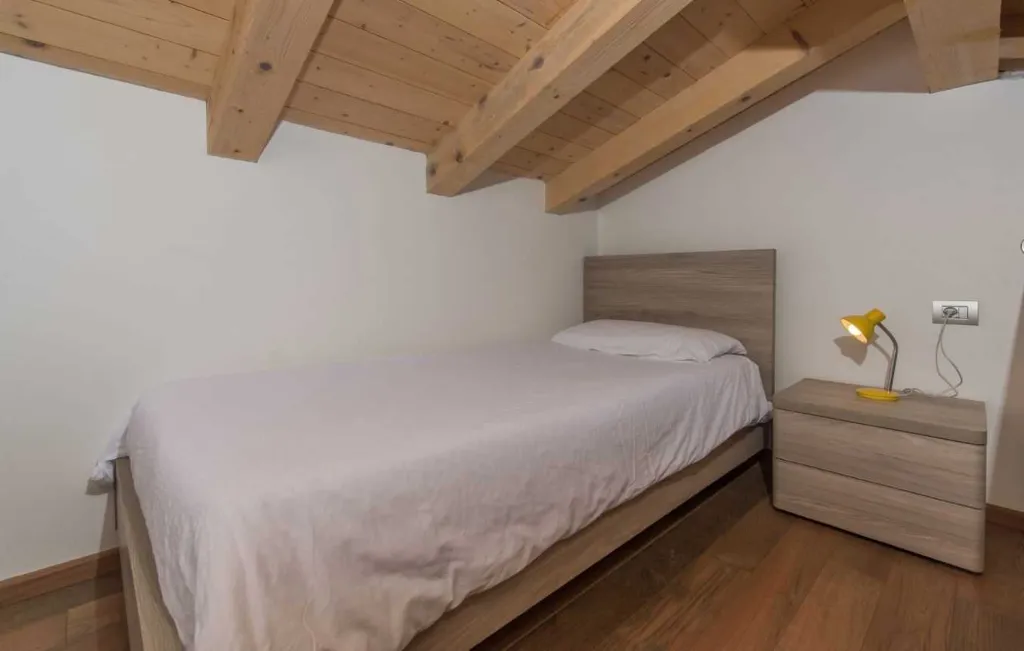 Vabriga Villa with Private Pool for Up to 14