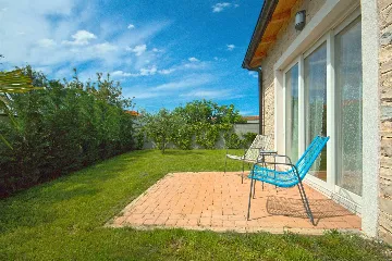 Villa in Rošini with Private Pool for 8 Guests