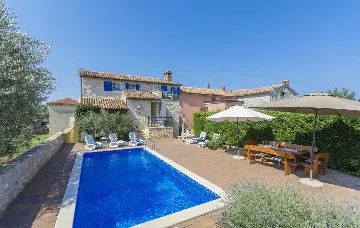 Traditional Istrian Villa near Poreč for 7