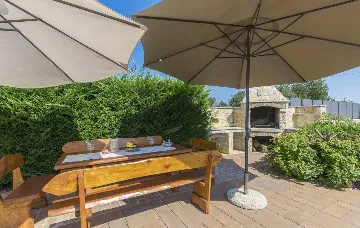 Traditional Istrian Villa near Poreč for 7