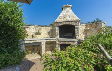 Traditional Istrian Villa near Poreč for 7