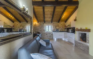 Traditional Istrian Villa near Poreč for 7