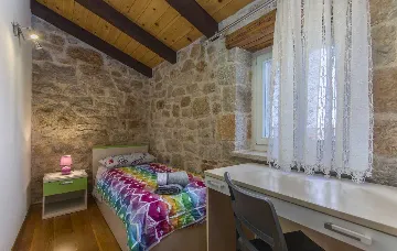 Traditional Istrian Villa near Poreč for 7