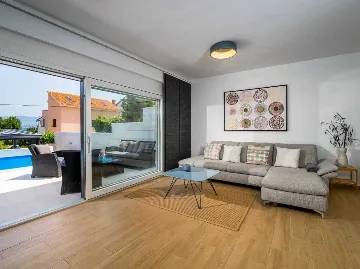 Njivice 2-Bedroom Villa with Private Heated Pool