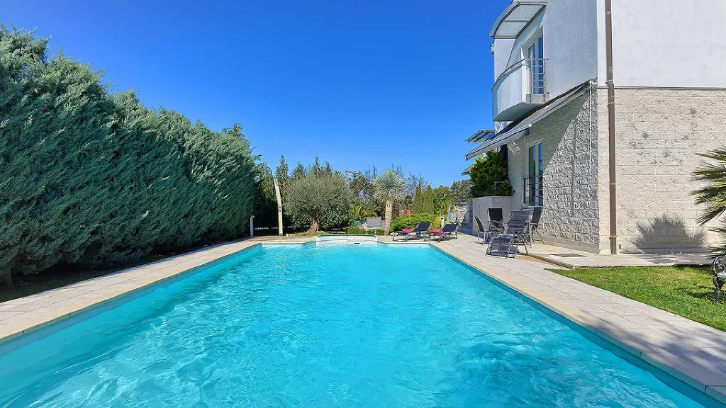 Pula Villa with Private Pool & Sea Views