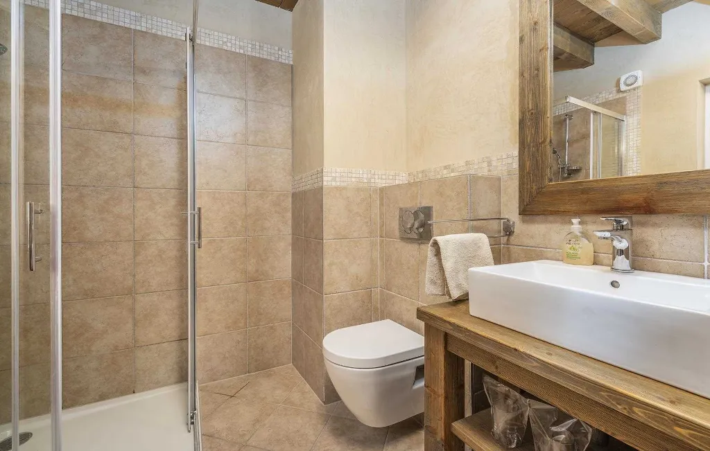 Spacious 6-Bedroom Villa in Premantura (Up to 14)