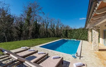 Modern Villa in Barban for Up to 8 Guests